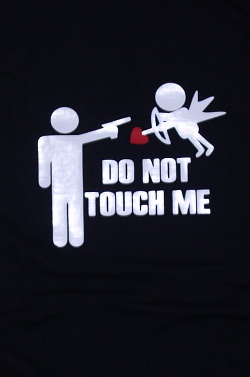 triko Do Not Touch Me - Kliknutm na obrzek zavete